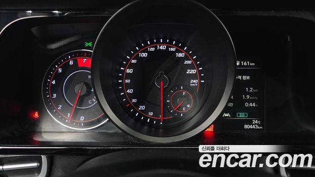 Hyundai AVANTE 2023 — photo 8