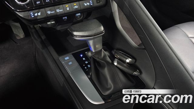 Hyundai AVANTE 2023 — photo 9