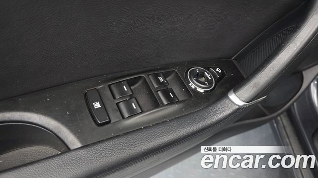 Hyundai i40 2014 — photo 20