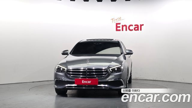 Mercedes-Benz E-Class 2021 — photo 3