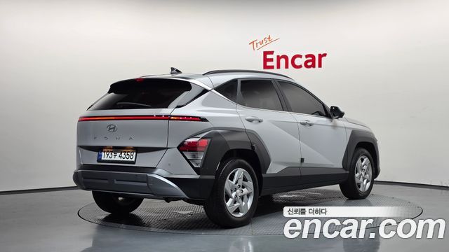Hyundai Kona 2023 — photo 2