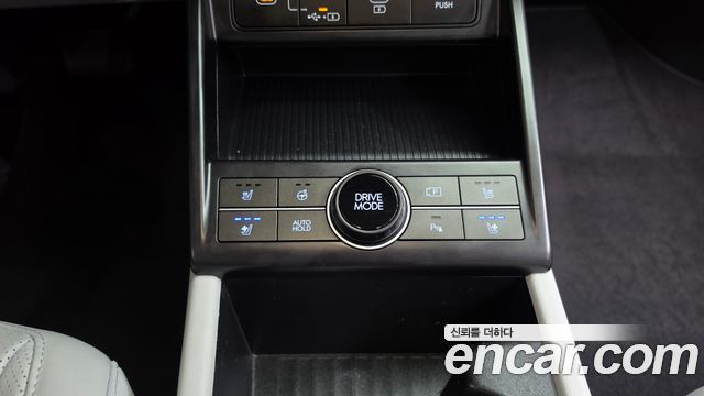 Hyundai Kona 2023 — photo 21