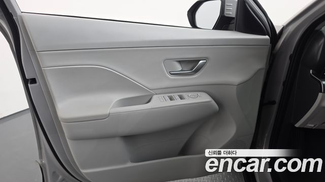 Hyundai Kona 2023 — photo 14