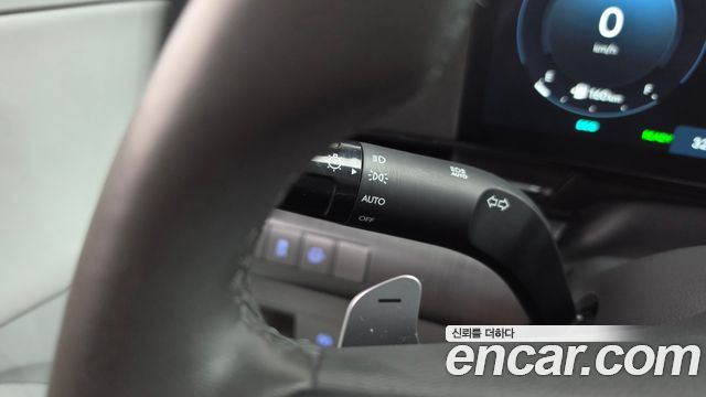 Hyundai Kona 2023 — photo 29