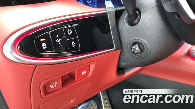 Genesis GV70 2023 — photo 25
