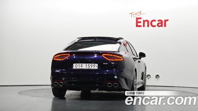 Kia Stinger 2018 — photo 4