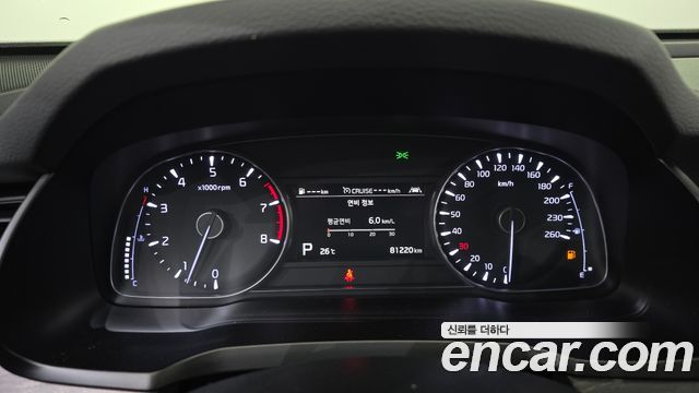 Kia K7 2020 — photo 11