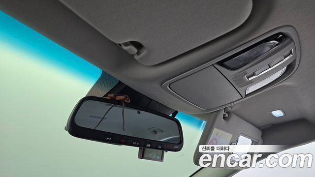 Kia K7 2020 — photo 25