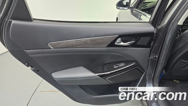 Kia K7 2020 — photo 15