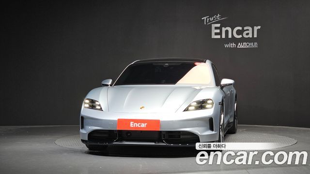Porsche Taycan 2026 — photo 3