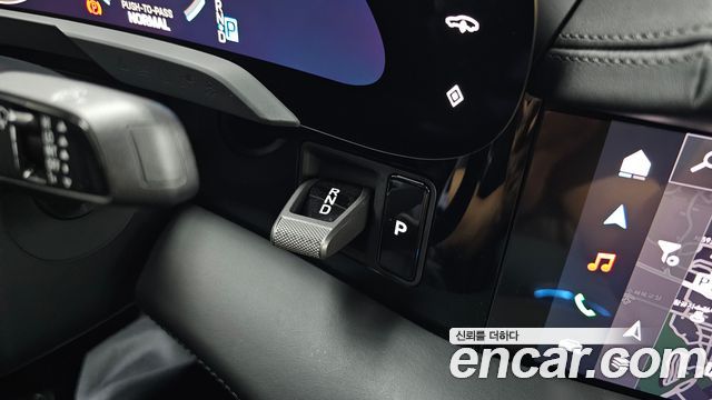 Porsche Taycan 2026 — photo 12