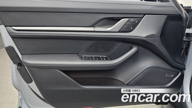 Porsche Taycan 2026 — photo 14
