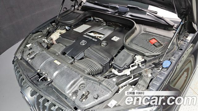 Mercedes-Benz GLE-Class 2021 — photo 6