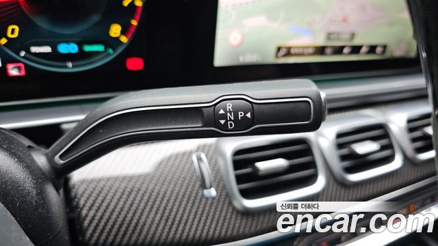 Mercedes-Benz GLE-Class 2021 — photo 9