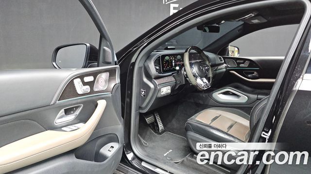 Mercedes-Benz GLE-Class 2021 — photo 10