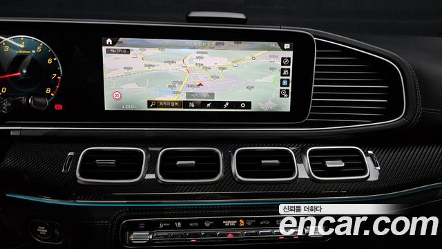 Mercedes-Benz GLE-Class 2021 — photo 13