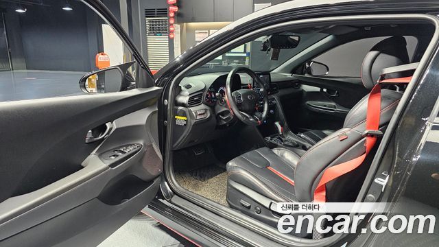 Hyundai Veloster 2018 — photo 10