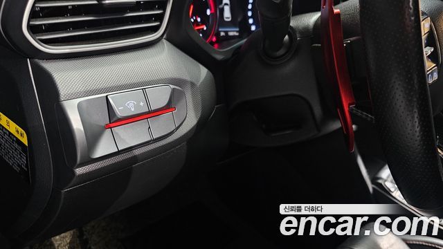 Hyundai Veloster 2018 — photo 17