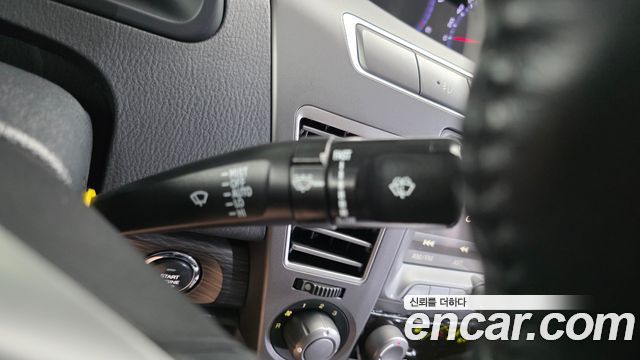 KG Mobility KORANDO 2017 — photo 29