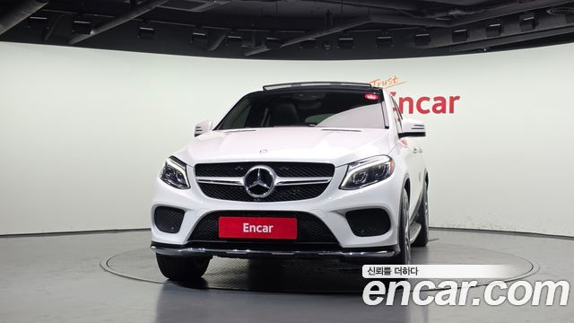 Mercedes-Benz GLE-Class 2017 — photo 3