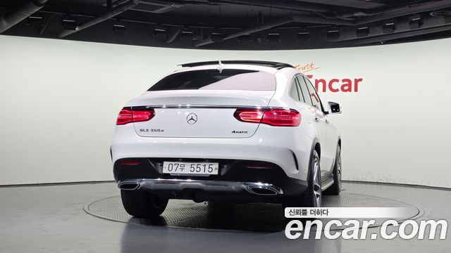 Mercedes-Benz GLE-Class 2017 — photo 4