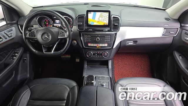 Mercedes-Benz GLE-Class 2017 — photo 7