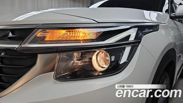Kia Seltos 2024 — photo 8