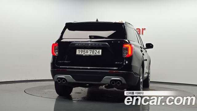 Ford Explorer 2021 — photo 4