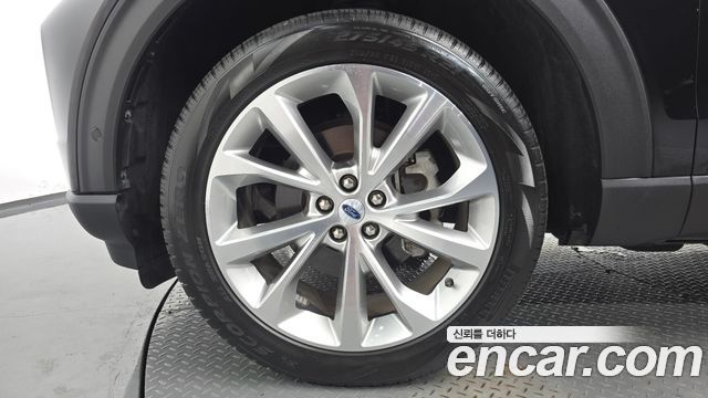 Ford Explorer 2021 — photo 5