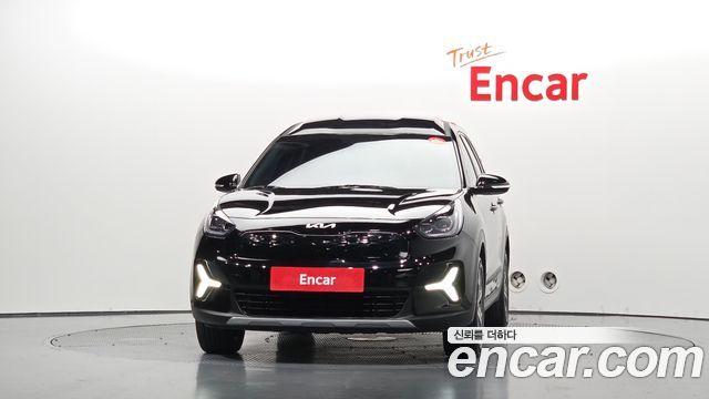 Kia Niro 2023 — photo 3
