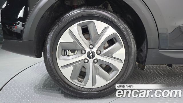 Kia Niro 2023 — photo 5