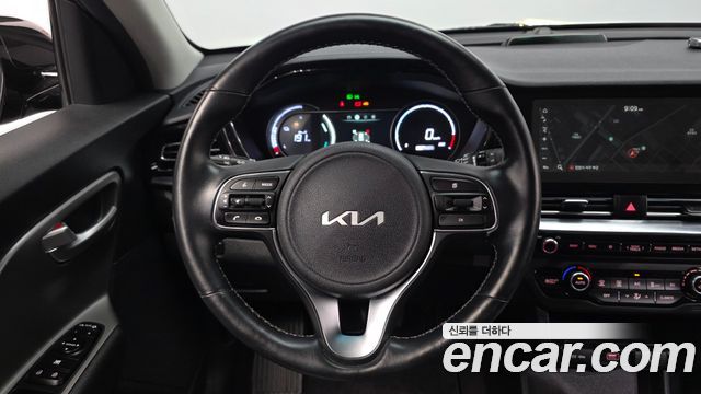 Kia Niro 2023 — photo 19