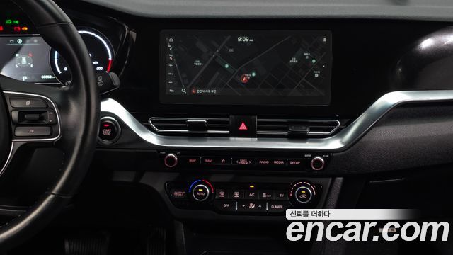Kia Niro 2023 — photo 20