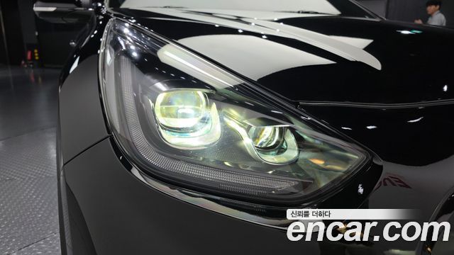 Kia Niro 2023 — photo 8