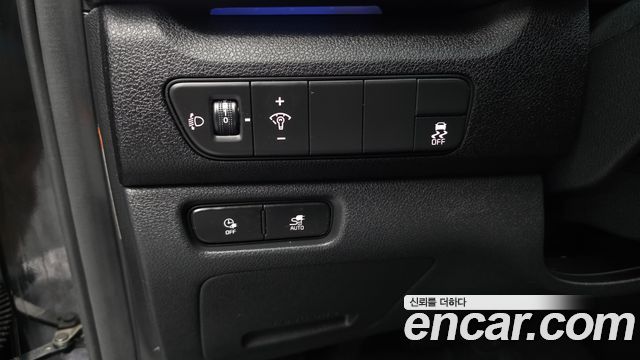 Kia Niro 2023 — photo 27