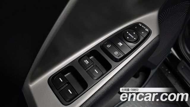 Kia Niro 2023 — photo 29