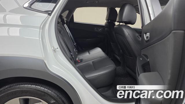 Hyundai Kona 2019 — photo 17