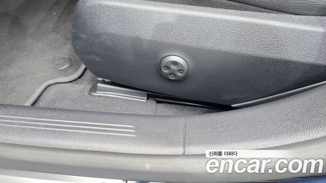 Mercedes-Benz E-Class 2024 — photo 31