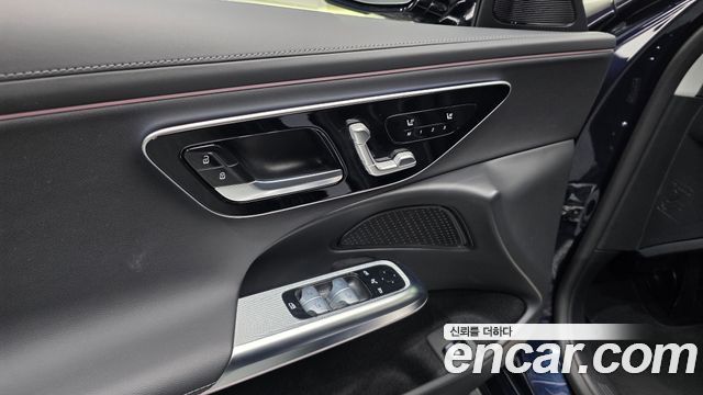 Mercedes-Benz E-Class 2024 — photo 35