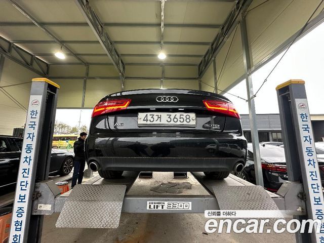 Audi A6 2012 — photo 2