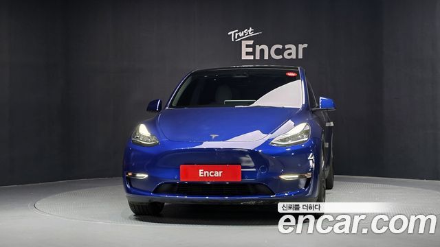 Tesla Model Y 2022 — photo 3