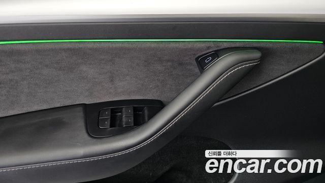 Tesla Model Y 2022 — photo 30
