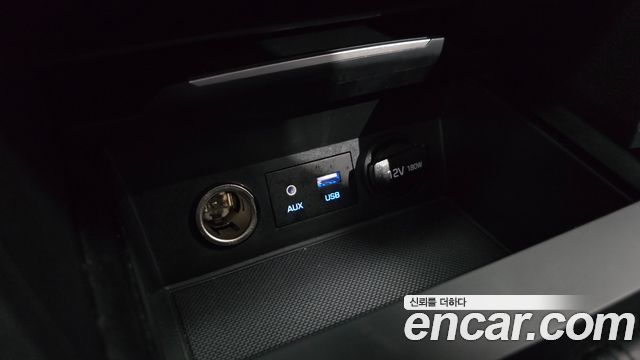 Hyundai AVANTE 2018 — photo 27