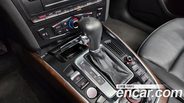 Audi Q5 2012 — photo 9