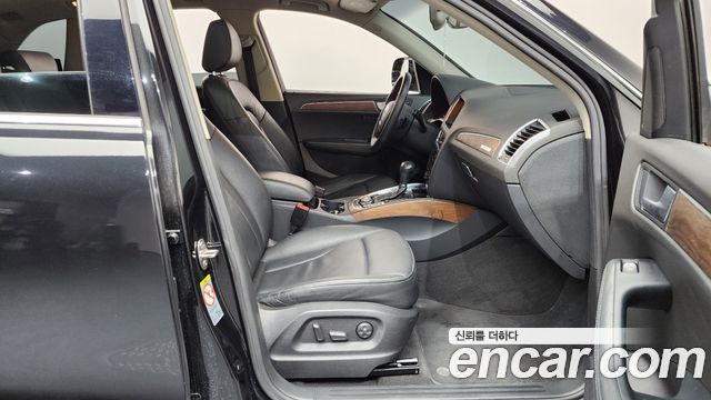 Audi Q5 2012 — photo 11