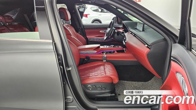 Genesis GV70 2024 — photo 11