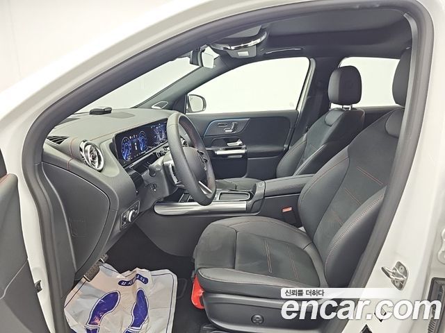 Mercedes-Benz EQA 2026 — photo 11