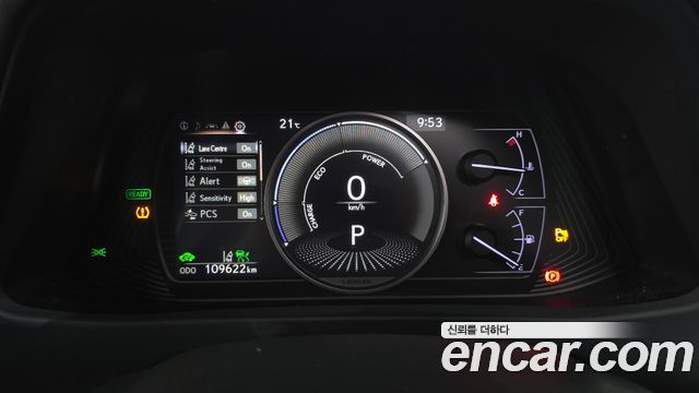 Lexus UX 2019 — photo 11