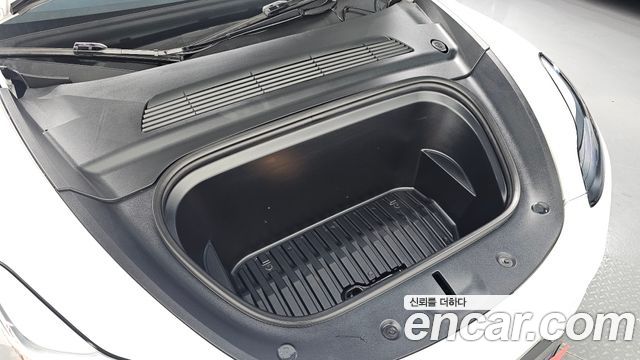 Tesla Model Y 2023 — photo 6