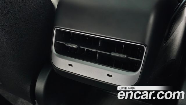 Tesla Model Y 2023 — photo 25
